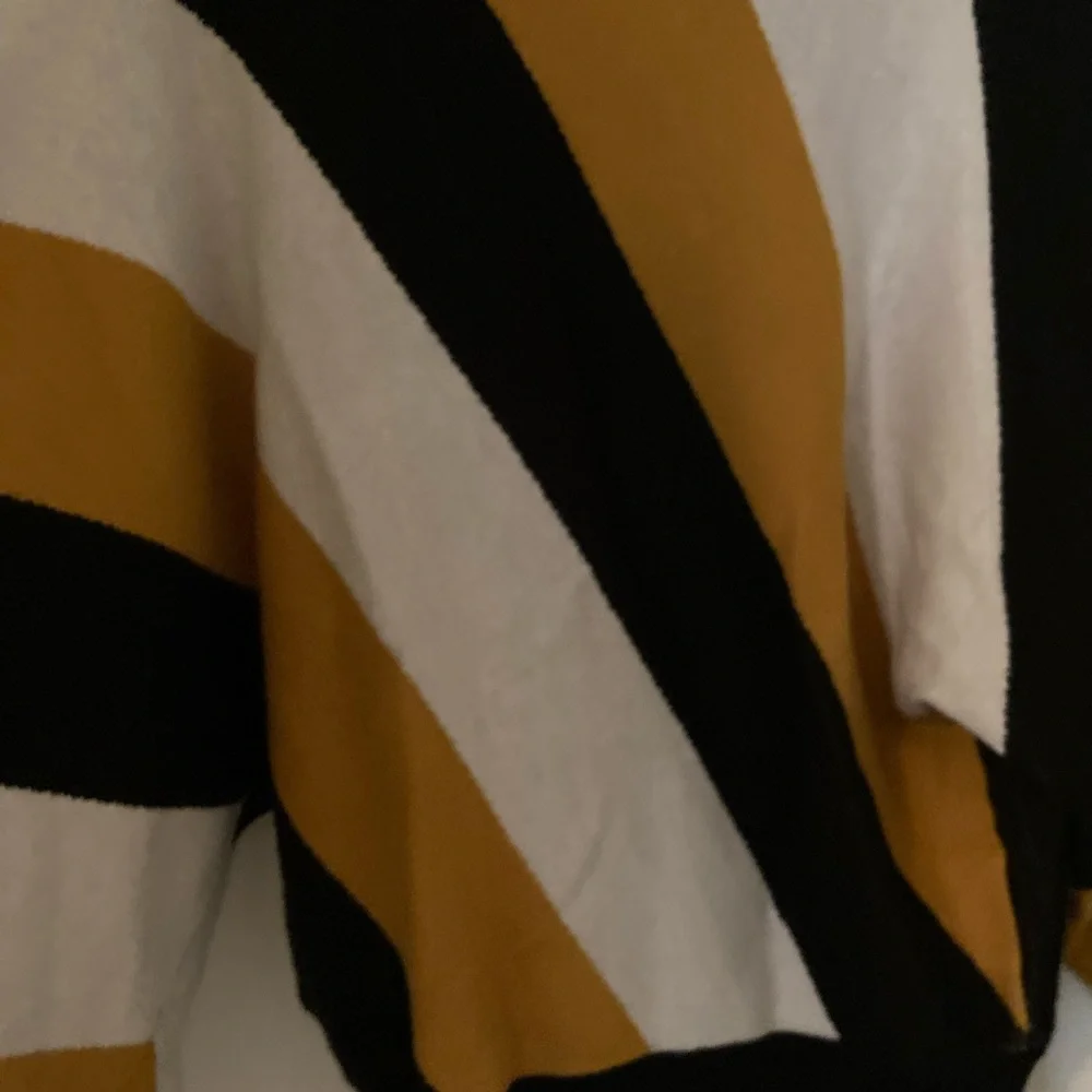 Retro sweater - Picture 4 of 4